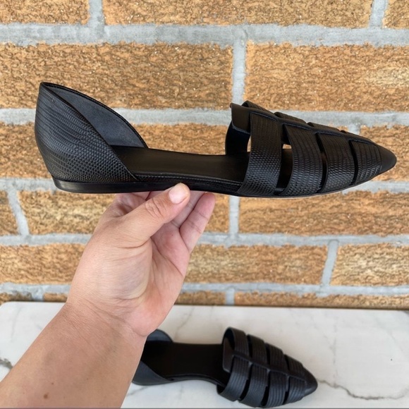 Vince Black Neves Lizard-embossed Leather
Flats 8M - Picture 6 of 9